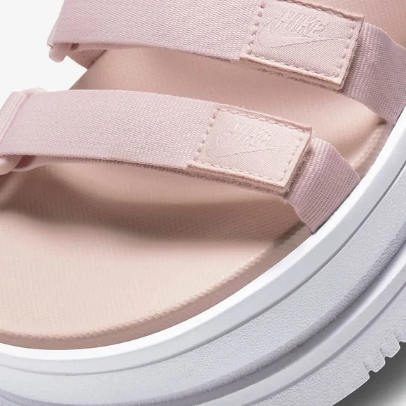 New In Box Womens Nike Icon Classic Lifted Slides Sandals Multiple Sizes - Picture 5 of 6